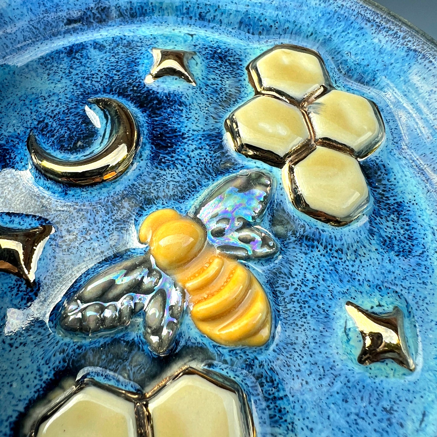 Honey Bee Dish Round Iridescent Altar Gold Star Jewelry Tray 2