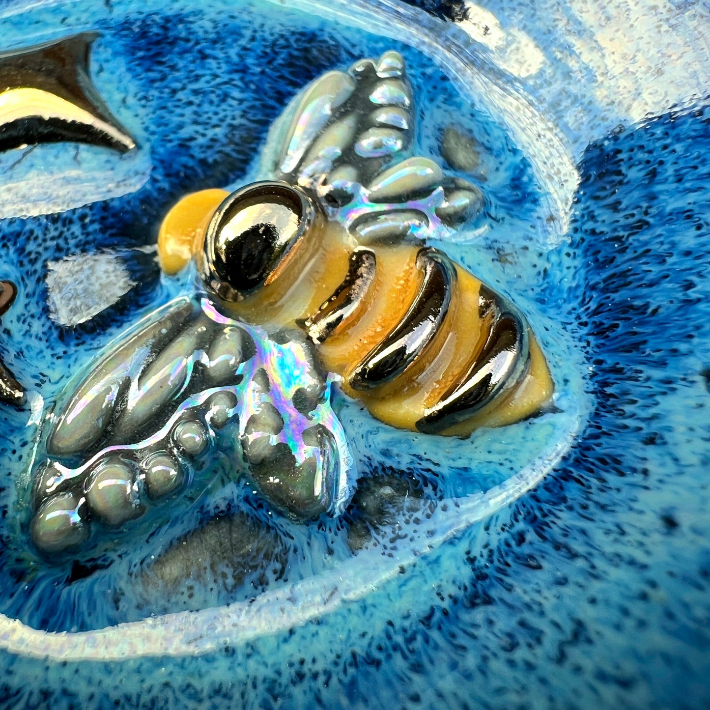 Mini Honey Bee Dish Round Iridescent Altar Gold Star Jewelry Tray