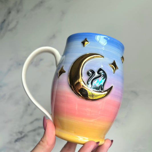 Gold Moon Rise Cat Gradient Mug