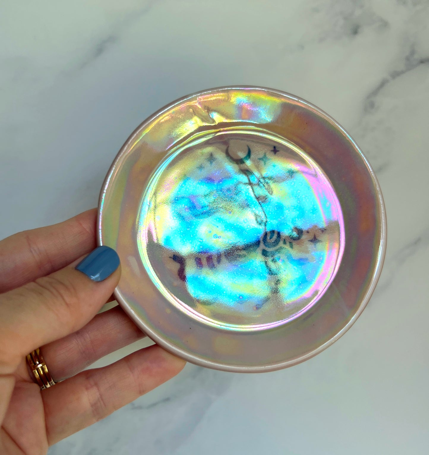 Medusa Dish Round Iridescent Altar Ring Jewelry Tray