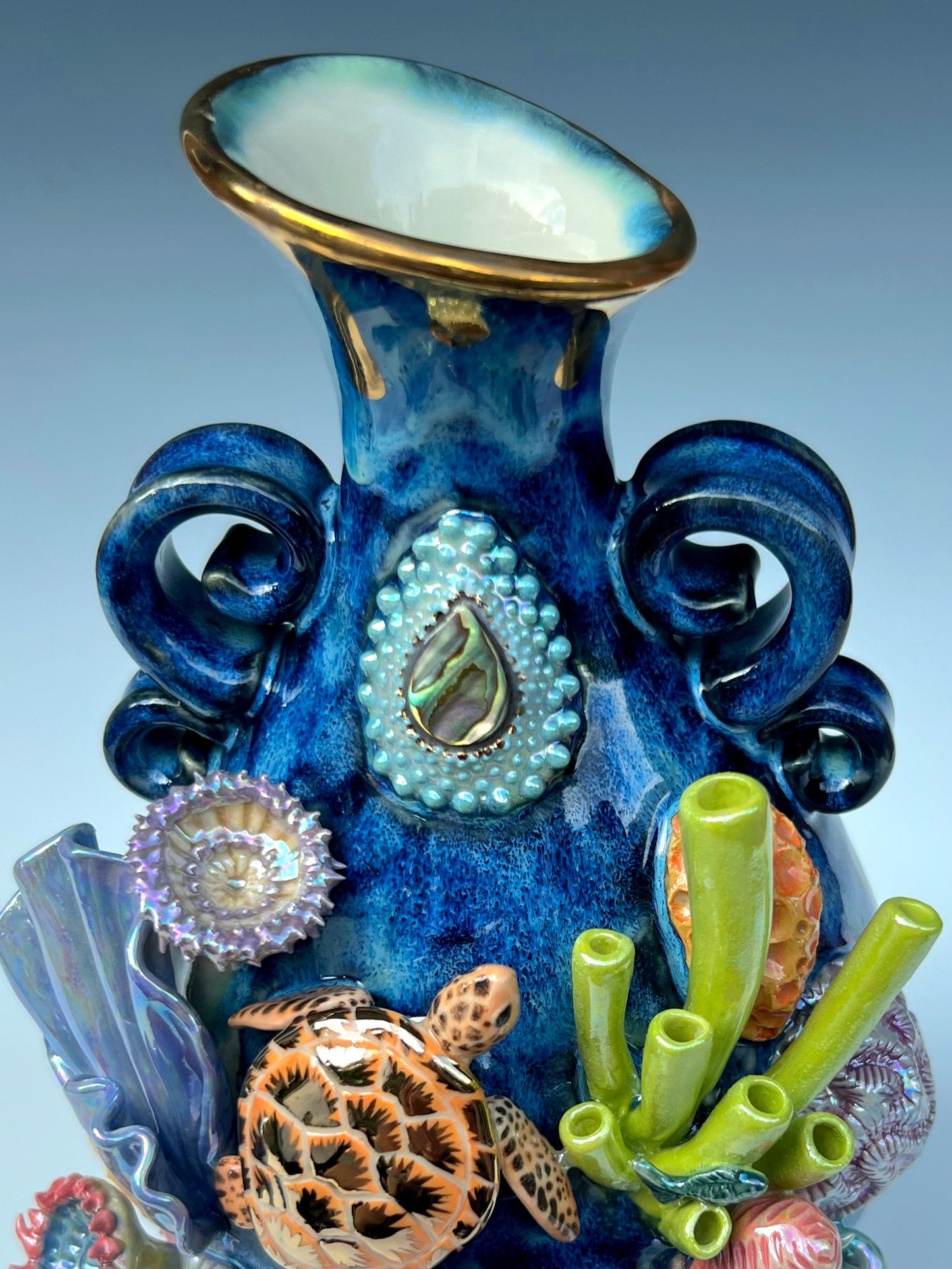 Sea Turtle Reef Vase with Abalone