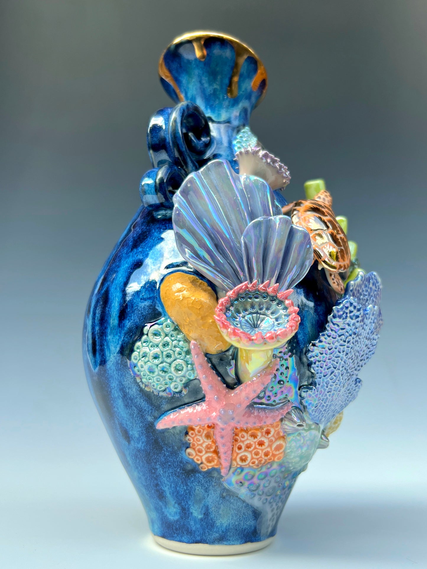 Sea Turtle Reef Vase with Abalone