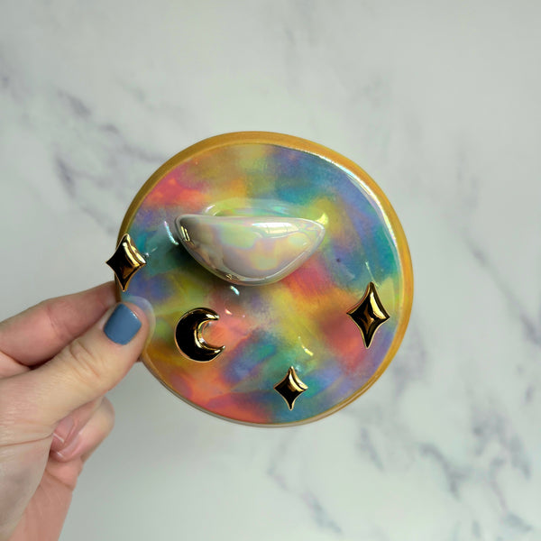 Round Rainbow Jewelry Wall Hanging Ring Dish Necklace Display with Gold Stars