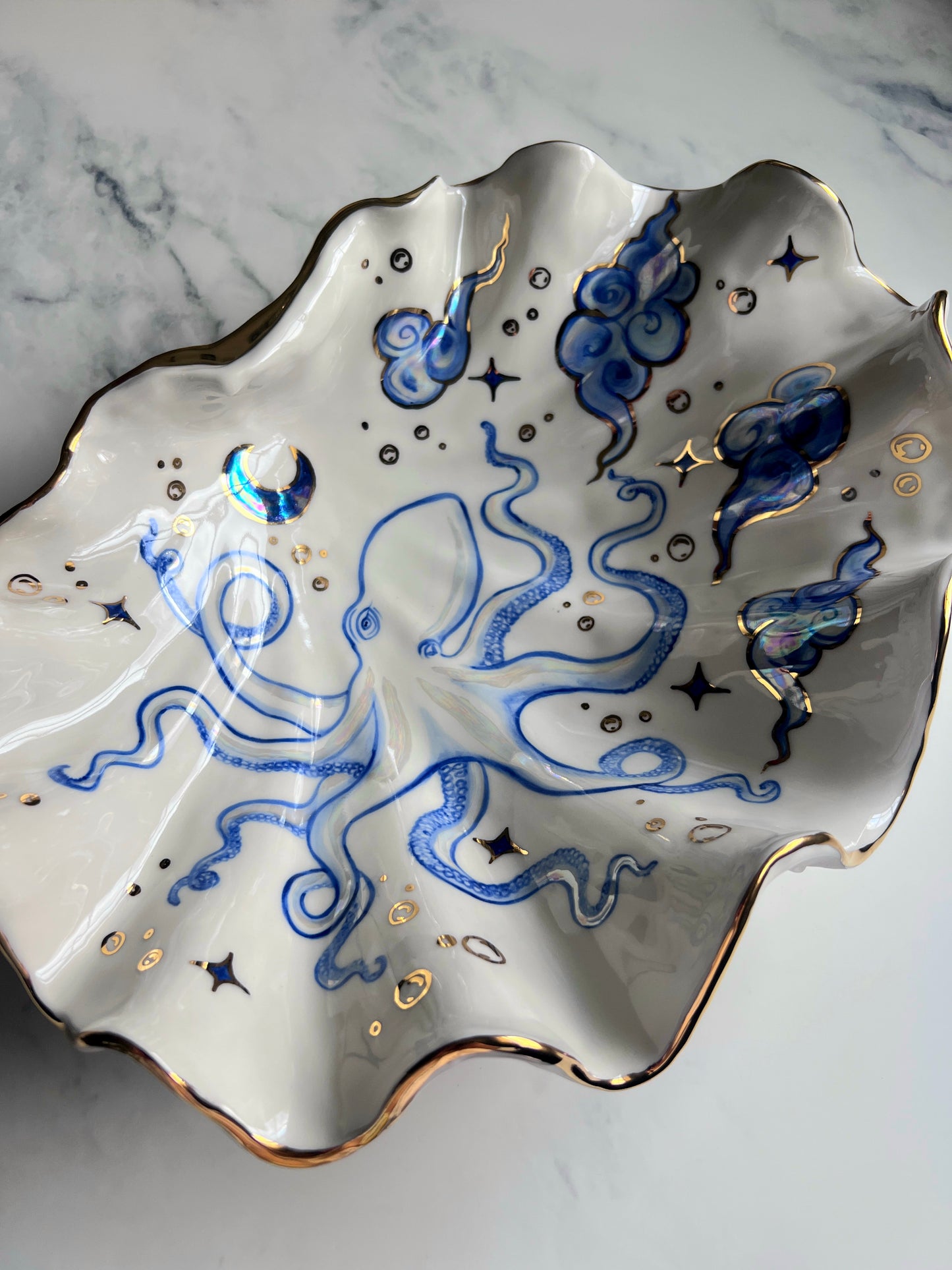 Giant Clam Shell Octopus Bowl Sculpture