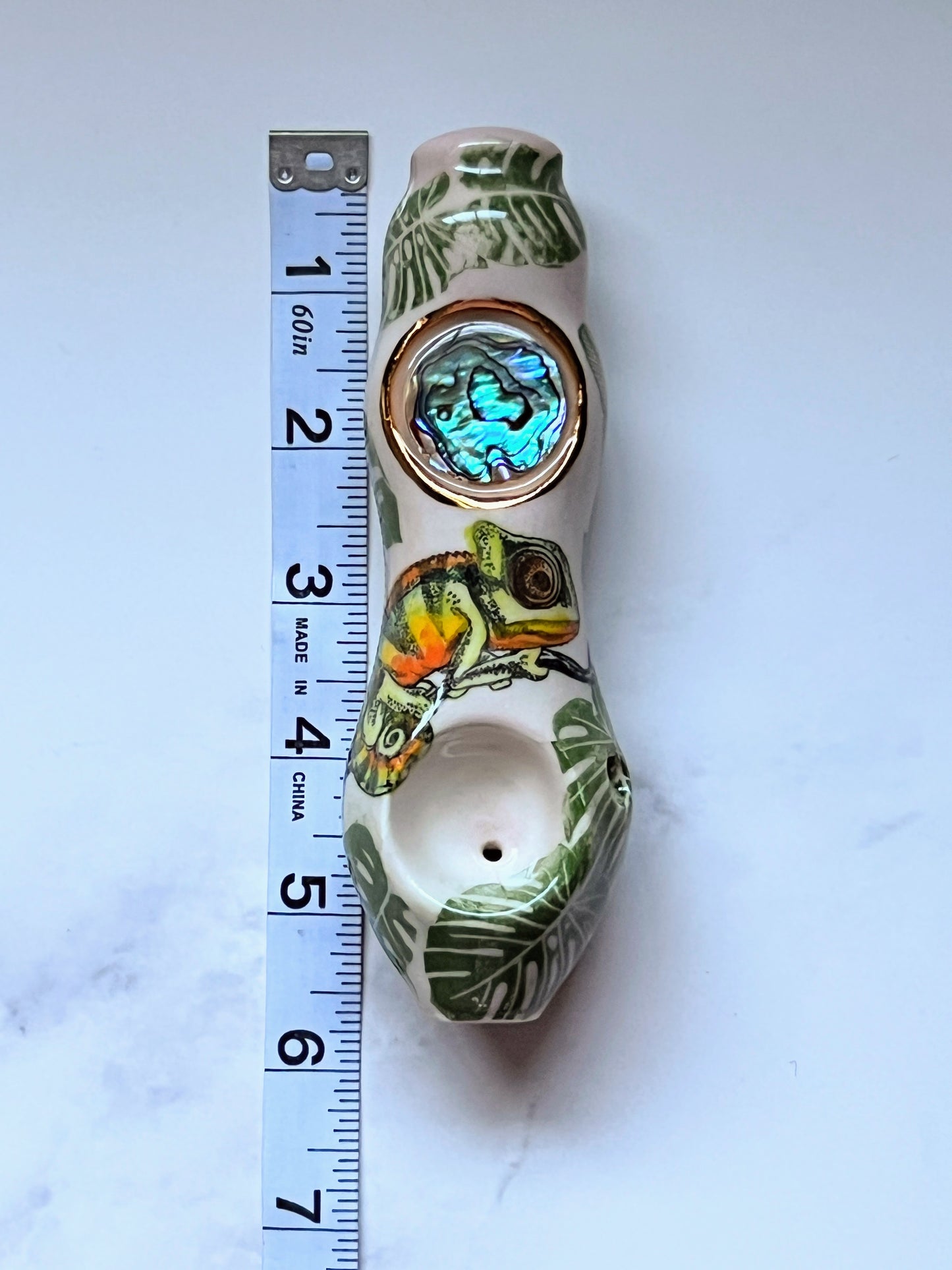 Abalone Pipe with Chameleon Jungle Leaves Ceramic Porcelain Smoking Pipe Clay Pipe