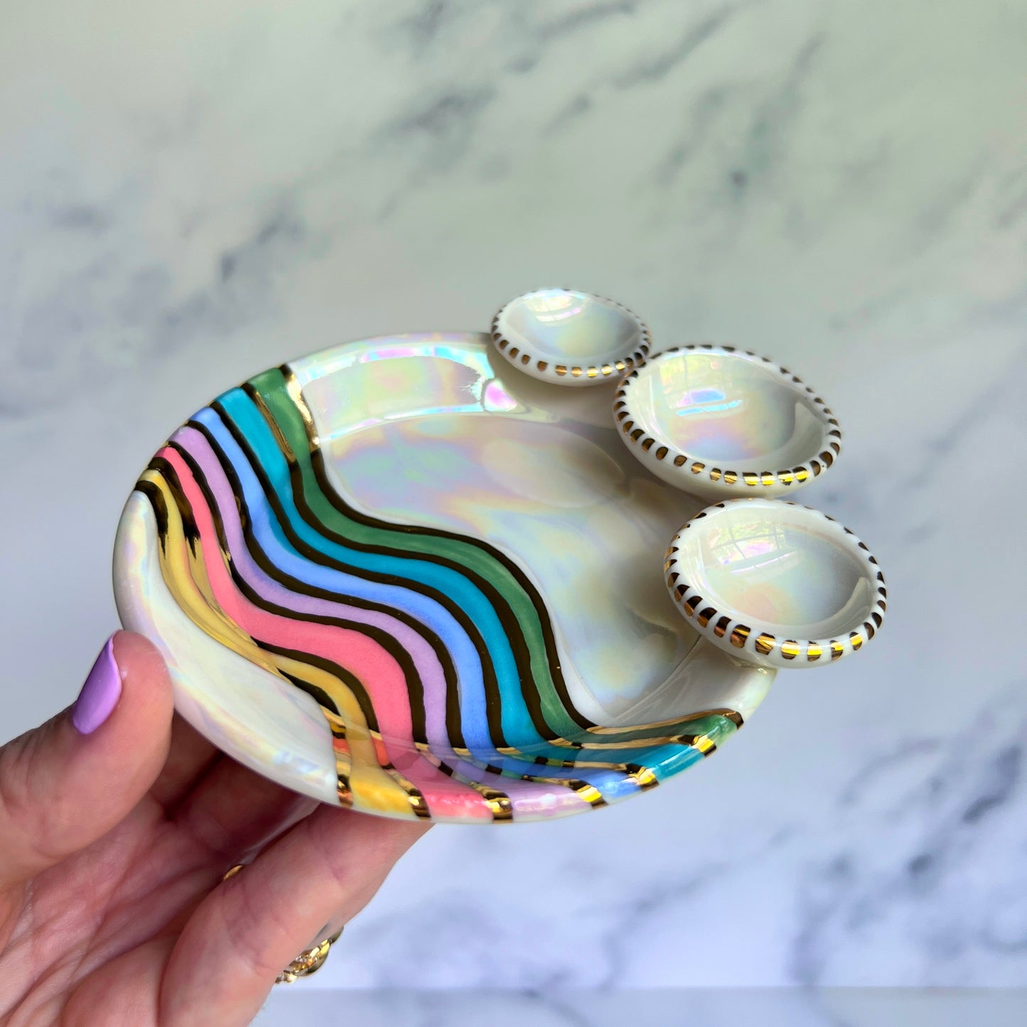 Wiggle Room - Rainbow Wiggle Infinity Tray C