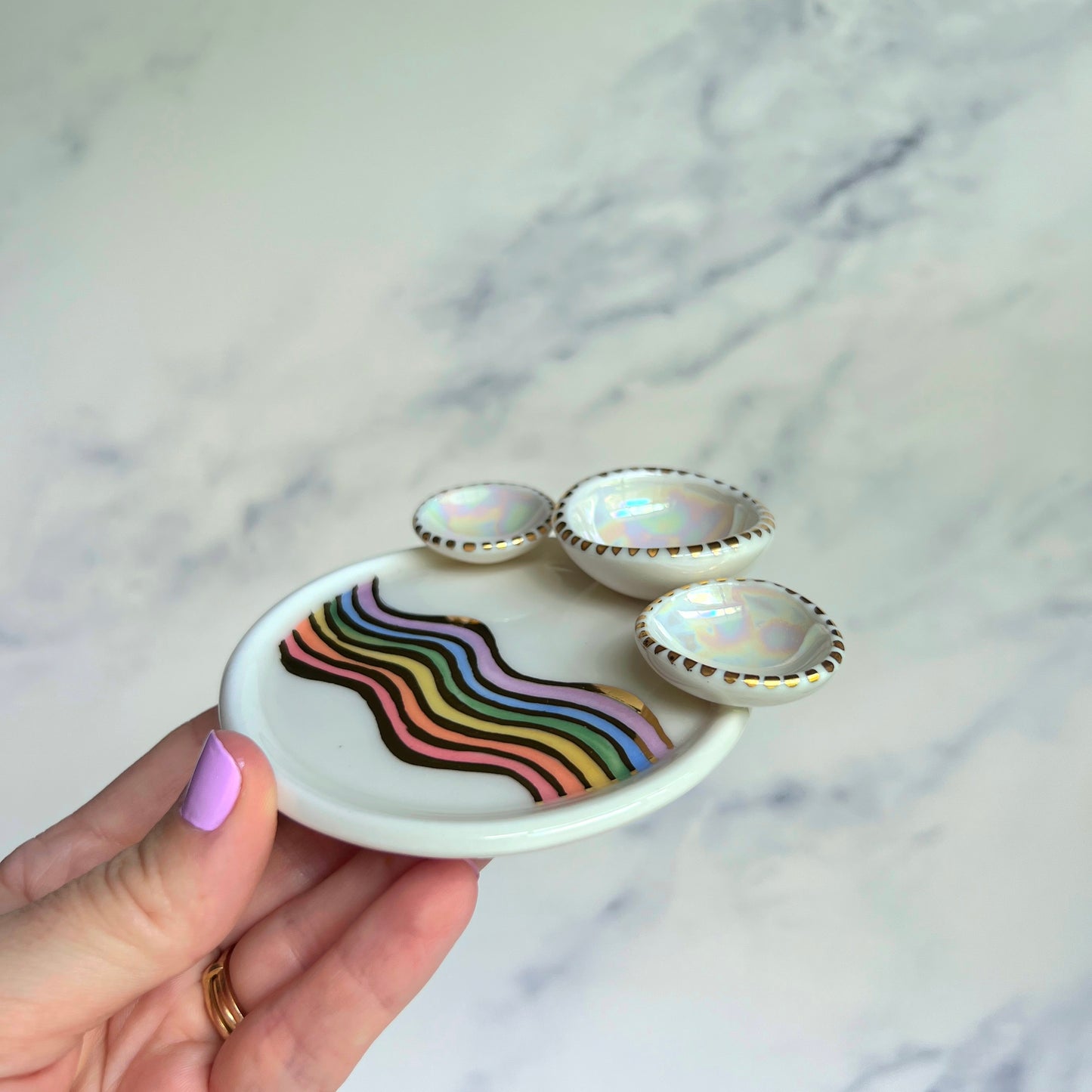 Wiggle Room- Rainbow Wave Infinity Tray A
